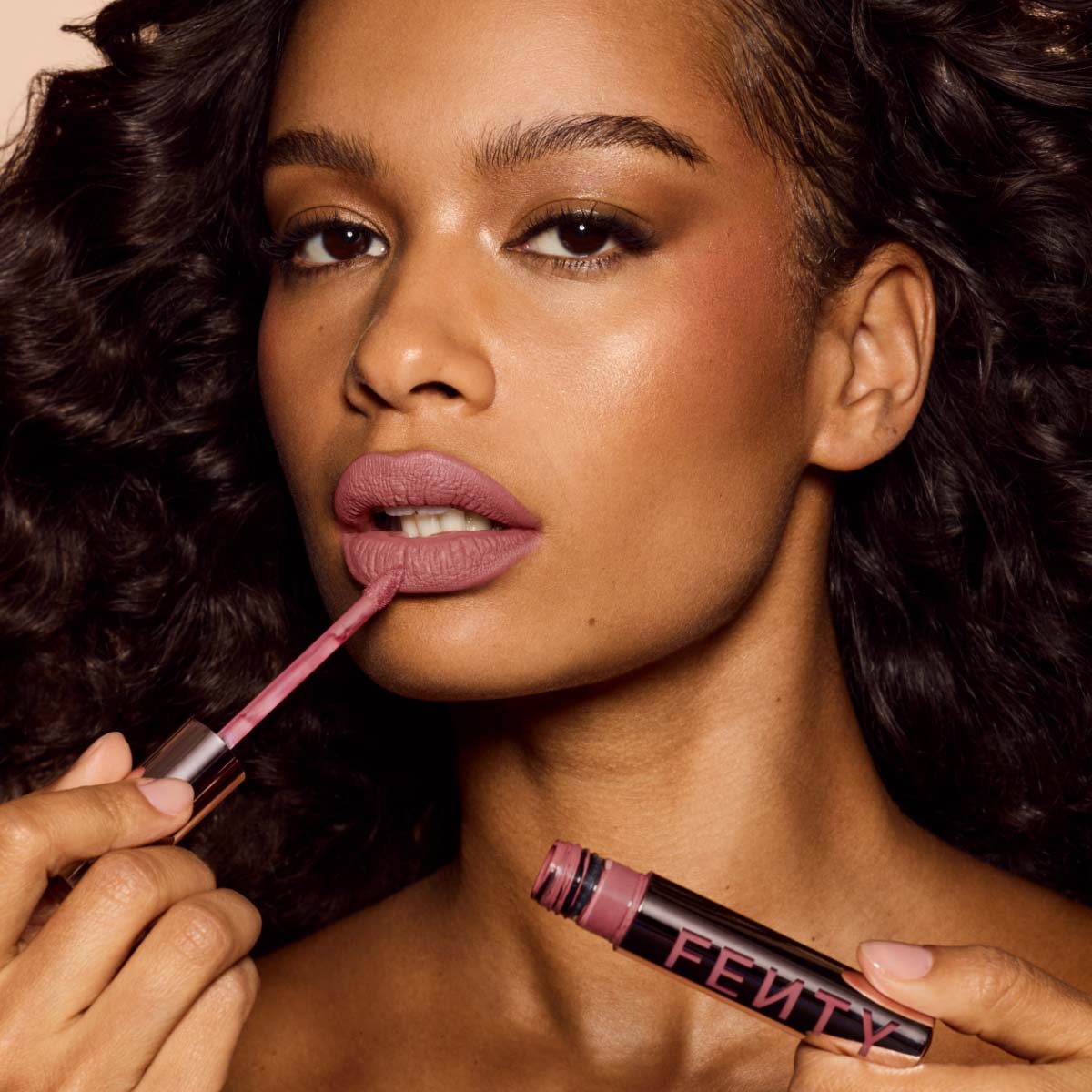 ICON LIQUID LIPSTICK (LABIAL LÍQUIDO)